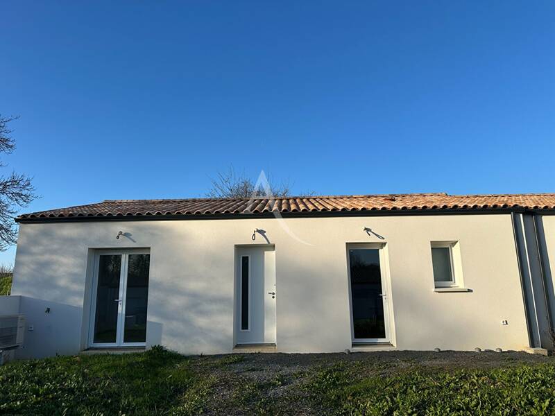 Maison à louer, 69m², LUSSANT