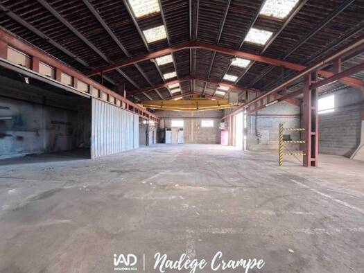 Local d'activités à vendre 240 000 € 702 m² d'espace de stockage Ibos 65420
