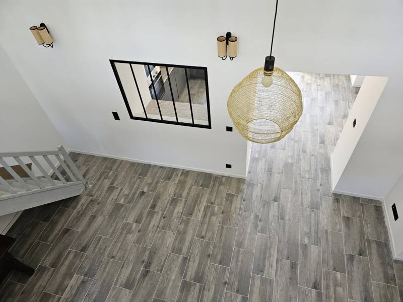 Maison à louer, 162m², MONT L'EVEQUE