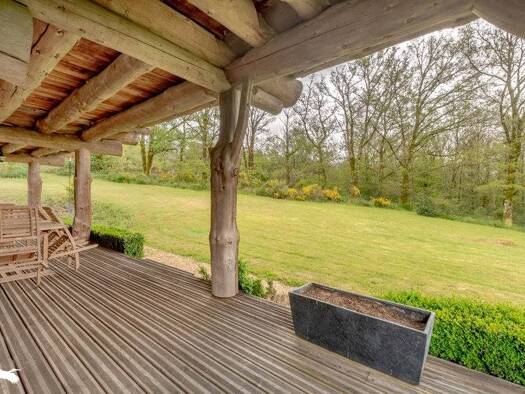 Maison à vendre 379 000 € 6 pièces 3 chambres 138 m² 12 235 m² de terrain Gorre 87310