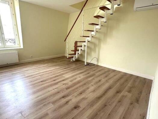 Duplex à vendre 209 000 € 4 pièces 3 chambres 78 m² 3ème étage Reims 51100