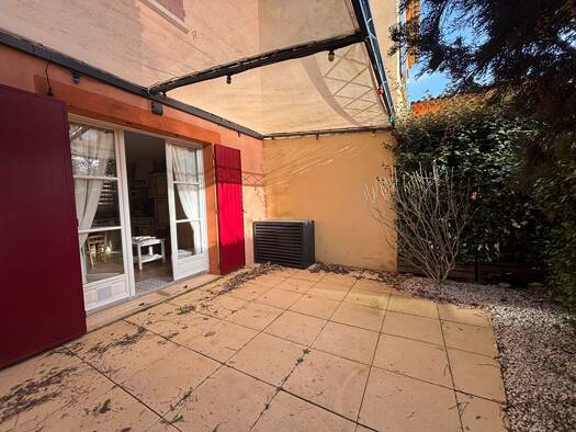 Appartement à vendre 190 800 € 2 pièces 1 chambre 36 m² RDC Roussillon 84220
