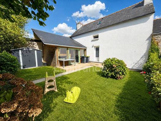 Maison à vendre 129 900 € 6 pièces 4 chambres 122 m² 170 m² de terrain Pleyben 29190