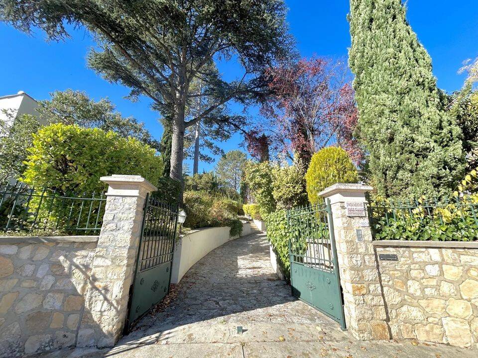 Maison à vendre, 194m², GREOUX LES BAINS