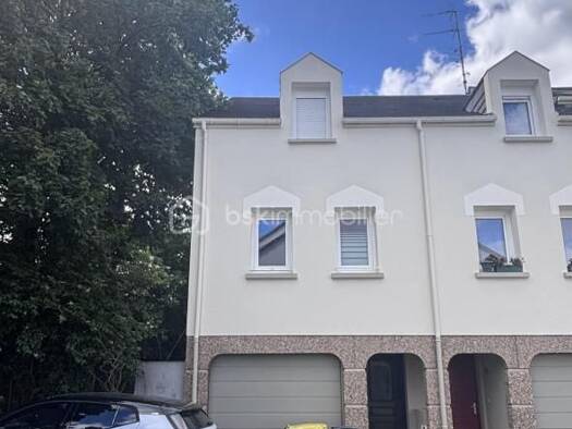 Maison à vendre 215 950 € 4 pièces 3 chambres 82,2 m² 150 m² de terrain Montjoyeux Tours 37200