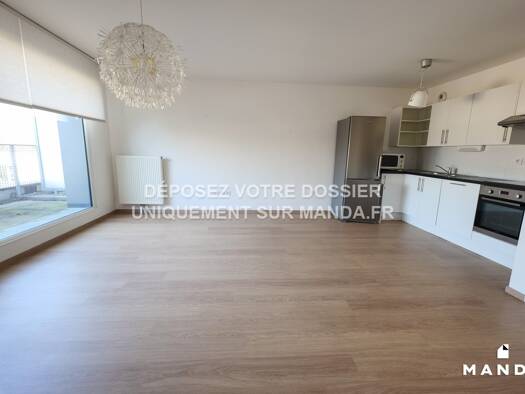 Appartement à louer 835 € 3 pièces 2 chambres 67 m² 4ème étage Edouard Vaillant-Vauban-Barbieux Roubaix 59100