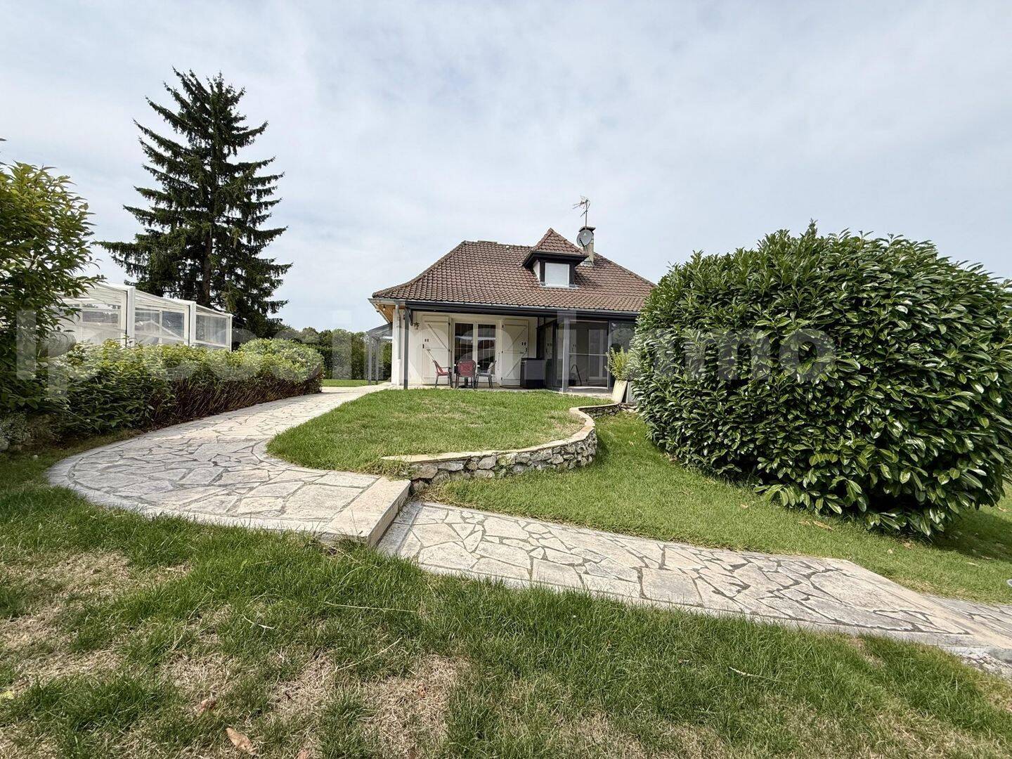 Maison à vendre, 135m², PERS JUSSY