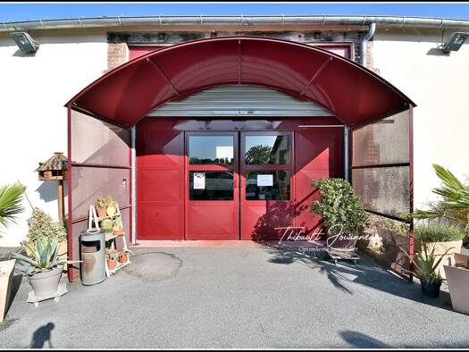 Local commercial à vendre 299 000 € 310 m² de surface de vente Nonancourt 27320