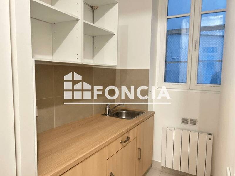 Maison à louer, 19m², PARIS 17E