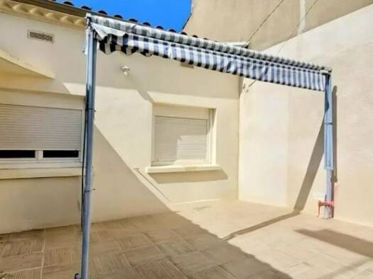 Maison de plain-pied à vendre 245 000 € 4 pièces 3 chambres 89 m² 684 m² de terrain Vinassan 11110