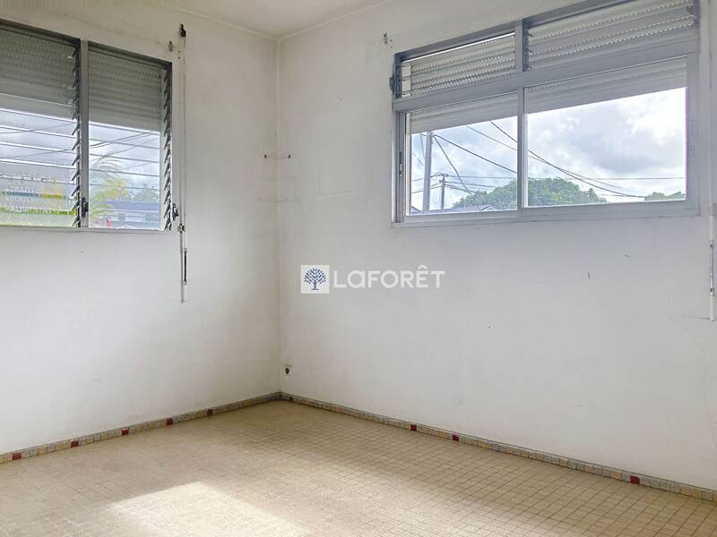 Maison à louer, 92m², LES ABYMES