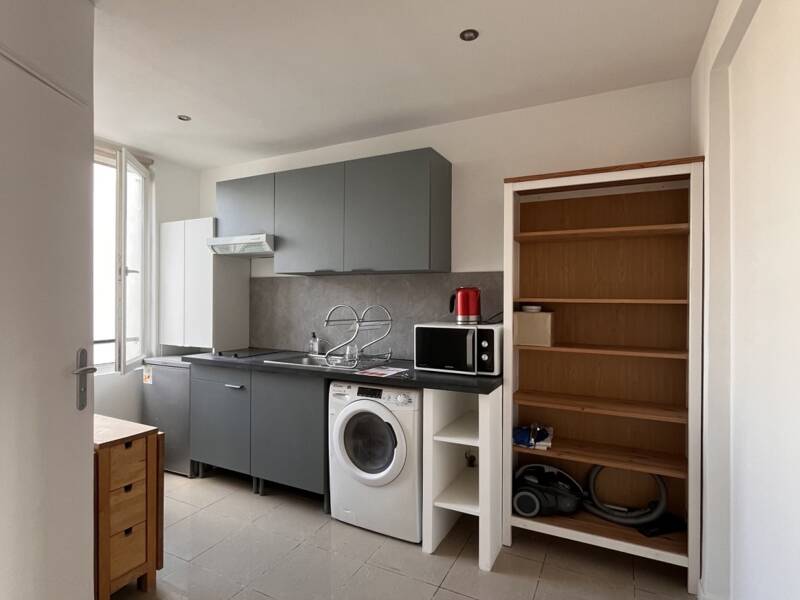 Maison à louer, 22m², PARIS 18E