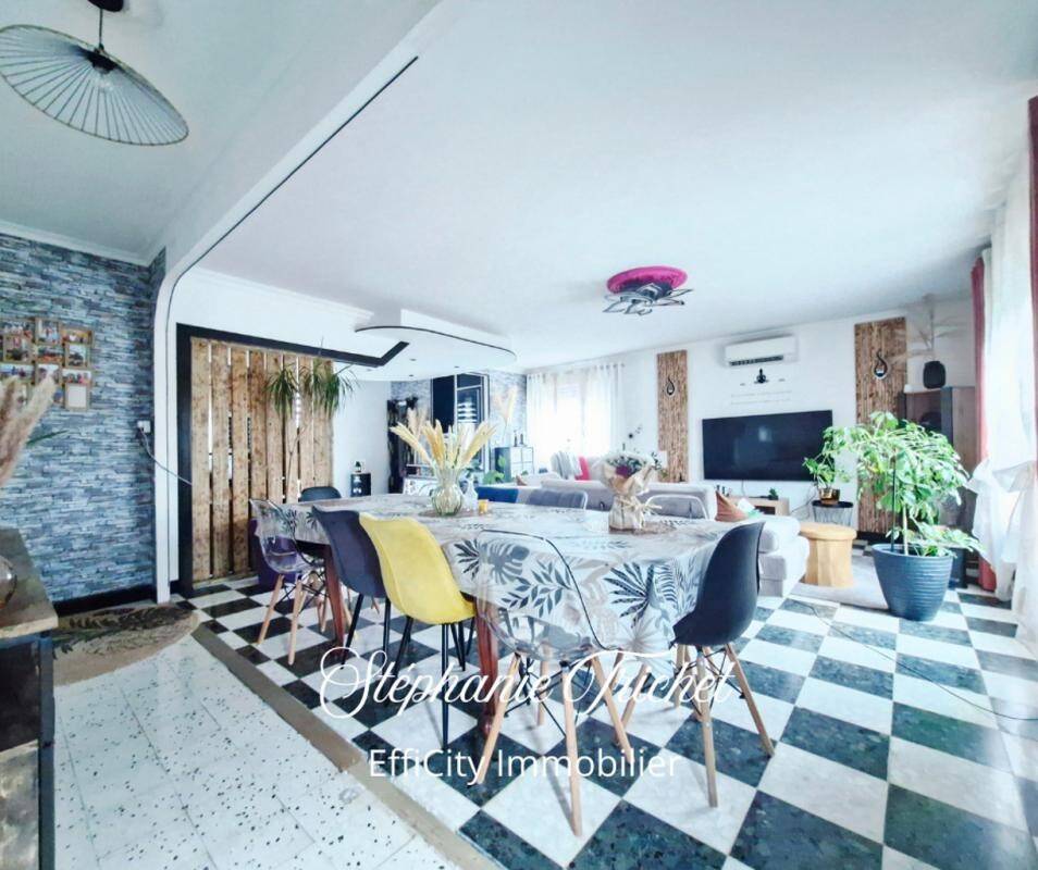 Maison à vendre, 120m², LE GIROUARD