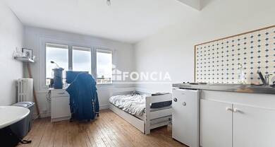 Appartement à vendre 59 240 € 1 pièce 14,8 m² Dernier étage, Étage 5/5 Sainte Thérèse-Demi Lune Caen 14000