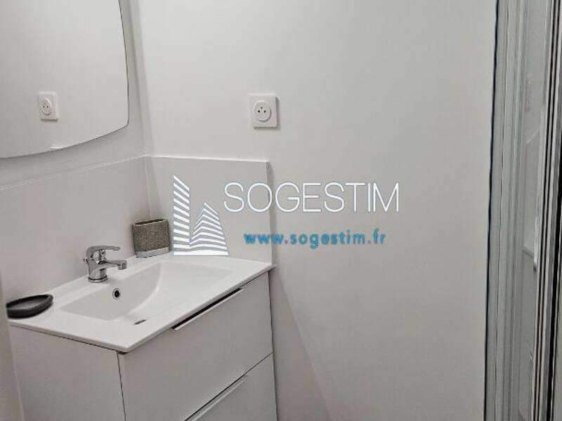 Maison à louer, 17m², LEVALLOIS PERRET