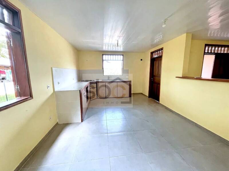 Maison à louer, 73m², MACOURIA