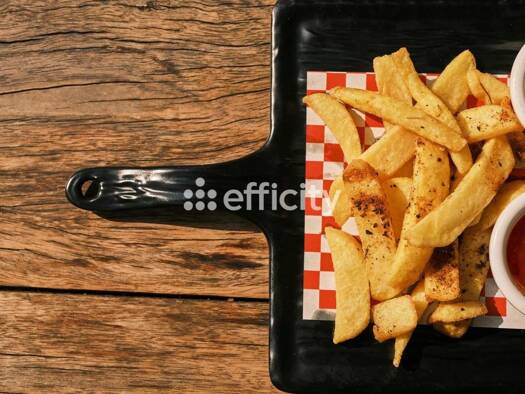 Activités diverses à vendre Fonds de commerce 630 000 € 180 m² de surface de vente Est Saint-Gervais-les-Bains 74170