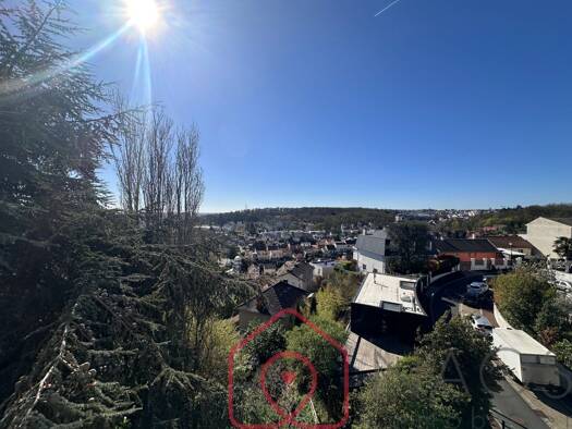 Appartement à vendre 330 000 € 5 pièces 3 chambres 81 m² Étage 4/4 Pergaud Le Plessis-Robinson 92350