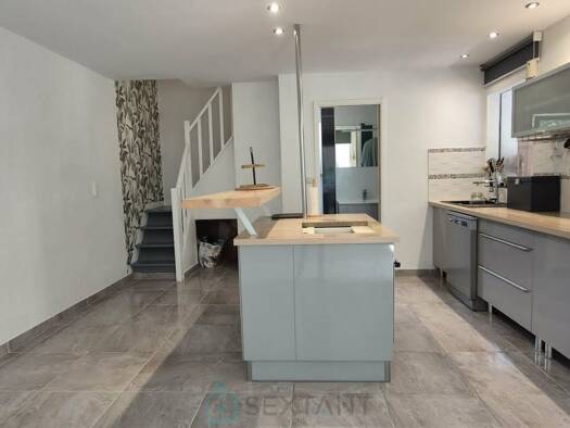 Maison à vendre 245 000 € 3 pièces 1 chambre 61 m² 3 380 m² de terrain Ergue Armel Quimper 29000