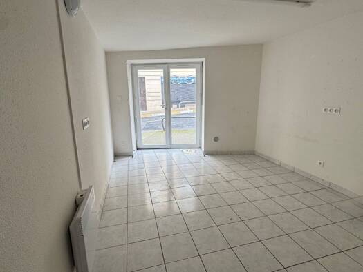 Local commercial à louer 370 € 25 m² de surface de vente Béziers 34500