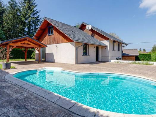 Maison à vendre 720 000 € 5 pièces 4 chambres 160,5 m² 847 m² de terrain Veigy-Foncenex 74140