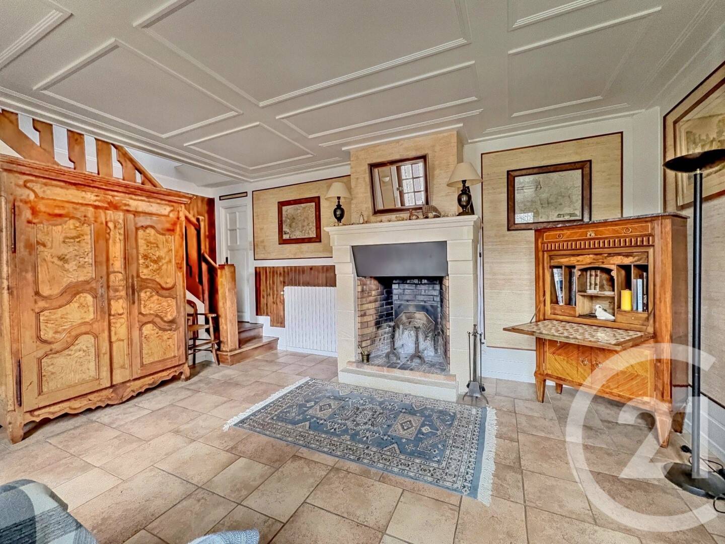 Maison à vendre, 280m², OINVILLE SUR MONTCIENT