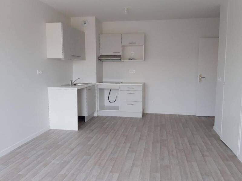 Maison à louer, 57m², L'ISLE D'ABEAU