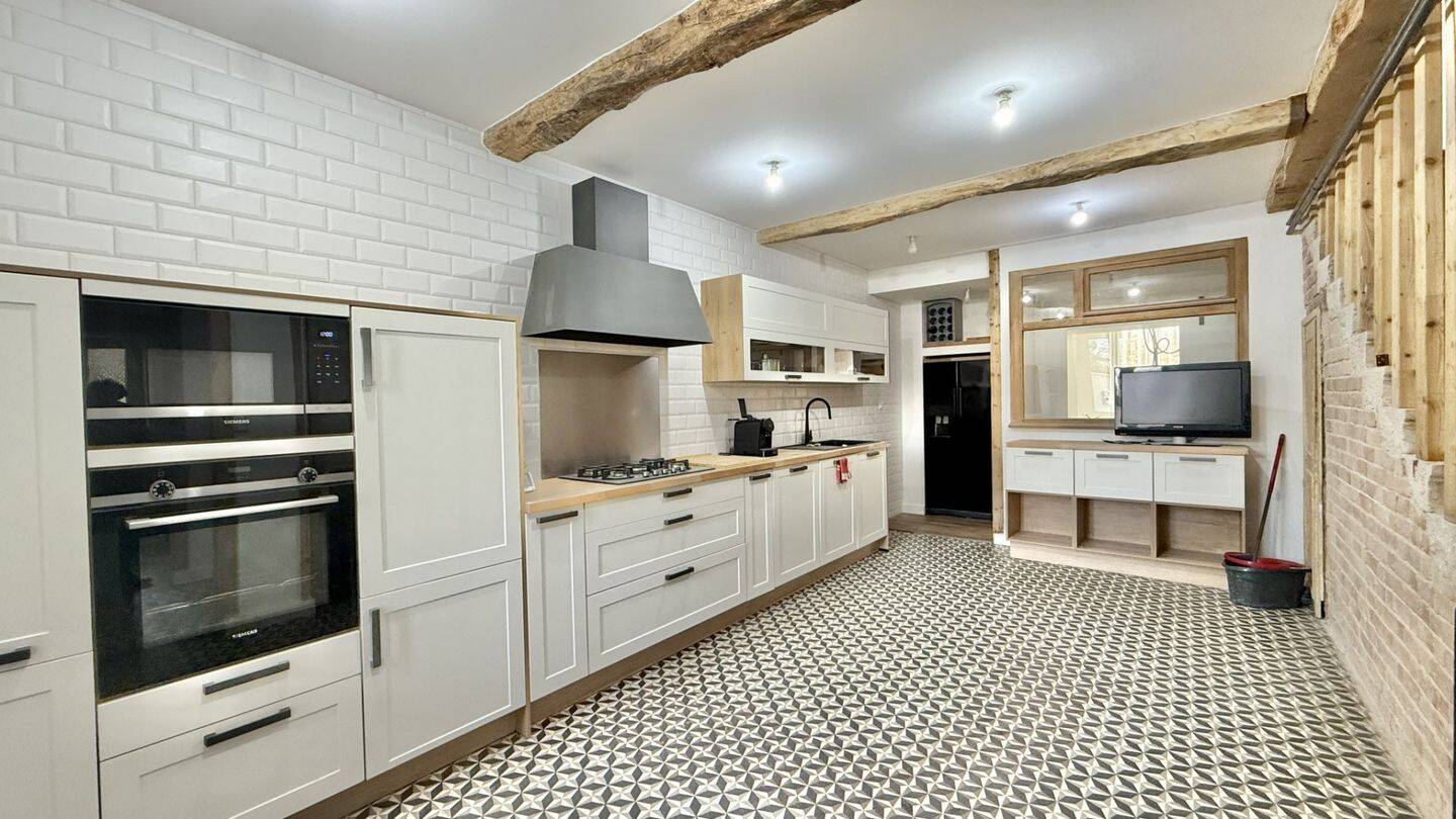 Maison à vendre, 300m², SAINT DIDIER SUR CHALARONNE