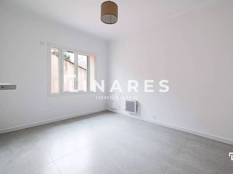 Maison à louer, 47m², MARSEILLE 4E