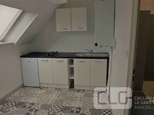 Appartement à louer 498 € 1 pièce 30 m² Étage 4/4 Ergue Armel Quimper 29000
