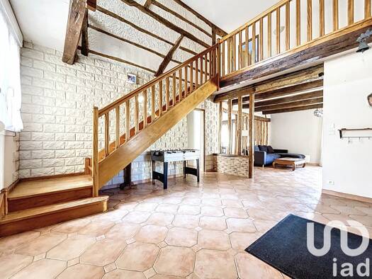 Maison à vendre 209 500 € 7 pièces 5 chambres 226 m² 1 029 m² de terrain Sainte-Menehould 51800