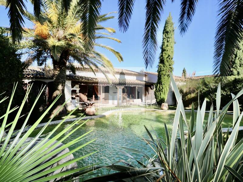 Maison à vendre, 236m², GRIMAUD