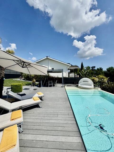 Maison à vendre, 190m², CAMBLANES ET MEYNAC