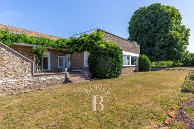 Maison de plain-pied à vendre 1 350 000 € 7 pièces 3 chambres 230 m² 2 700 m² de terrain Nord Chambourcy 78240