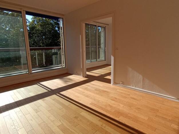 Appartement à vendre 405 000 € 3 pièces 2 chambres 65 m² Étage 4/8 Ville d Avray 92410