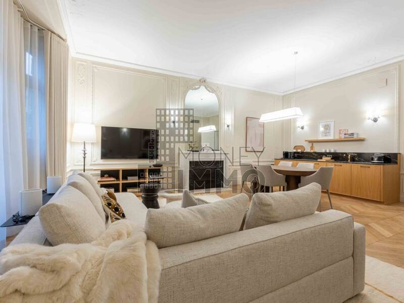 Maison à louer, 70m², PARIS 7E