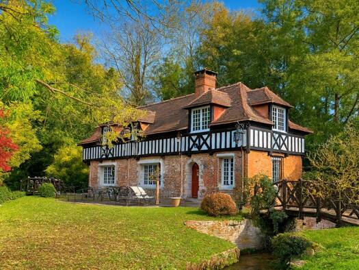 Maison à vendre 629 000 € 10 pièces 6 chambres 107 m² 7 400 m² de terrain Évreux 27000