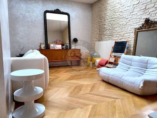 Maison à vendre 199 500 € 8 pièces 4 chambres 187 m² 110 m² de terrain Centre Sud Châtellerault 86100