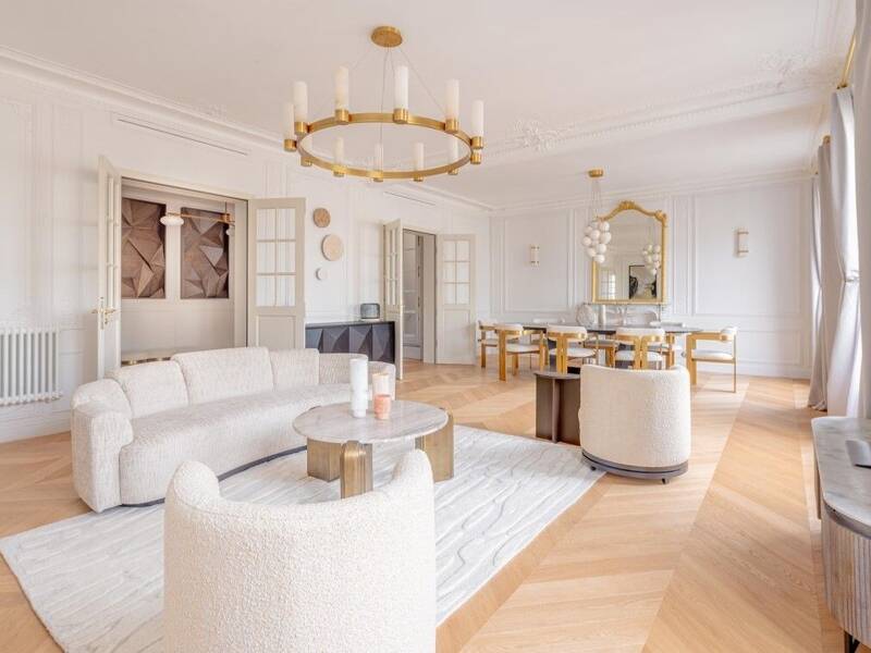 Maison à louer, 246m², PARIS 16E