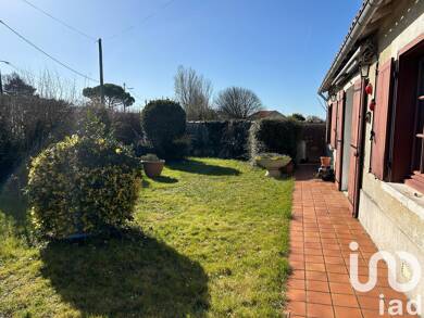 Maison de plain-pied à vendre 194 500 € 4 pièces 3 chambres 103 m² 2 370 m² de terrain Échillais 17620