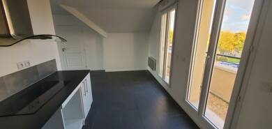 Appartement à vendre 208 000 € 3 pièces 2 chambres 63 m² Dernier étage, Étage 3/3 Annet sur Marne 77410
