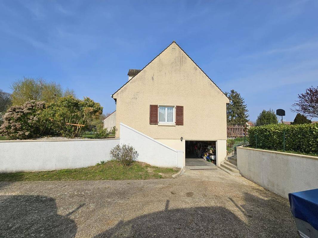 Maison à vendre, 140m², HOUDAN