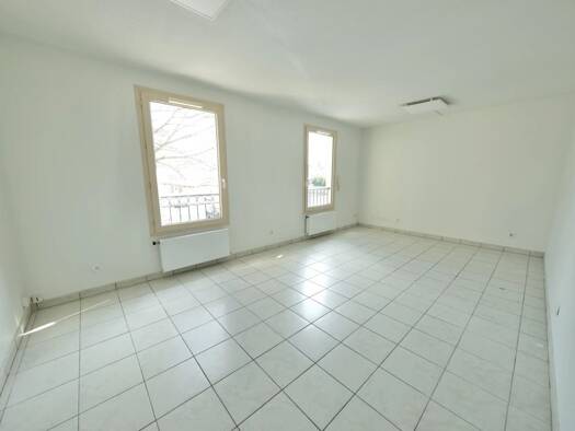 Appartement à louer 788 € 2 pièces 1 chambre 53,2 m² 1er étage Nord Est Brignais 69530