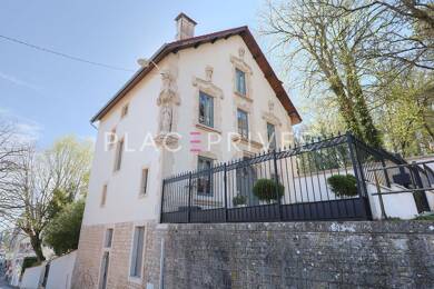 Maison à vendre 1 575 000 € 10 pièces 6 chambres 272 m² 1 689 m² de terrain Nancy 54000
