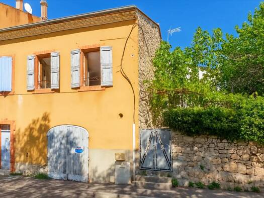 Maison à vendre 299 000 € 6 pièces 3 chambres 130 m² 220 m² de terrain Reillanne 04110