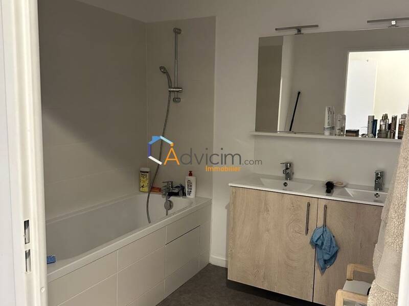 Maison à louer, 62m², EPONE