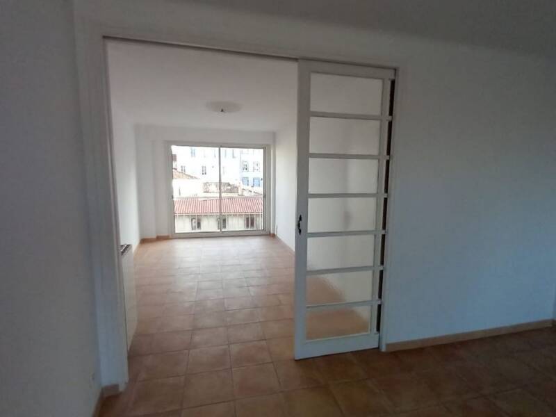 Maison à louer, 91m², MARSEILLE 7E