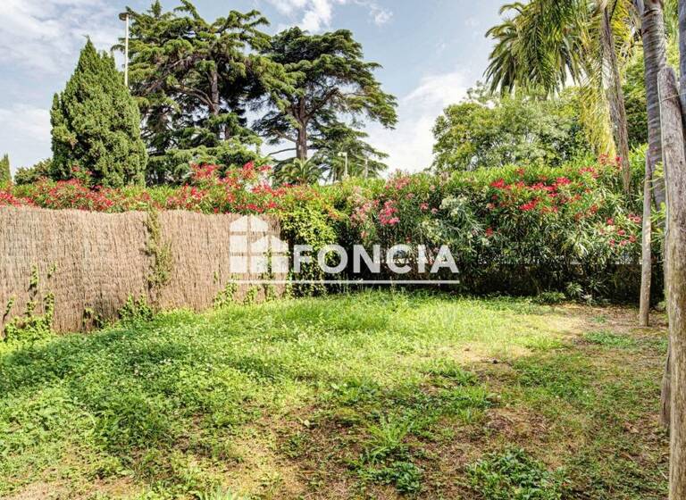 Appartement à vendre 383 000 € 2 pièces 1<br/>chambre 40,4 m²<br/>superficie 1/3<br/>étage La Source Cannes 06400