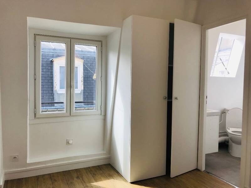 Maison à louer, 10m², PARIS 18E