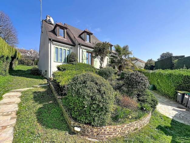 Maison à vendre 495 000 € 7 pièces 5 chambres 144 m² 700 m² de terrain Les Deux Vallées Brunoy 91800